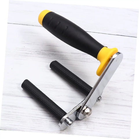 Heavy Duty Ceramic Tile Lifter And Gypsum Board Carrier Featuring Robust Antislip Clamps For Smooth Glass Transport And Effortless Drywall Movement Built Tough For Pros And Handymen Seeking Zero Sweat Today, close-up view of ergonomic handle.