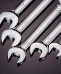 Close-up of Flexible Ratcheting Wrench Set With 12 Pieces 8 To 19mm Metric Spanner Gear Ring Kit Beefy Flexible Head