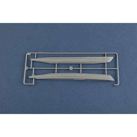 1/350 USS Gato SS-212 World War II Submarine Plastic Static Display Model Kit hull parts on sprue with photo etched nameplate
