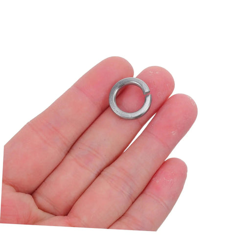Stainless Steel Split Ring Lock Washer Kit 100 Pcs Heavy Duty Vibration Resistant Lock Washers For Bolts And Nuts Industrial Grade Outdoor And General Repairs