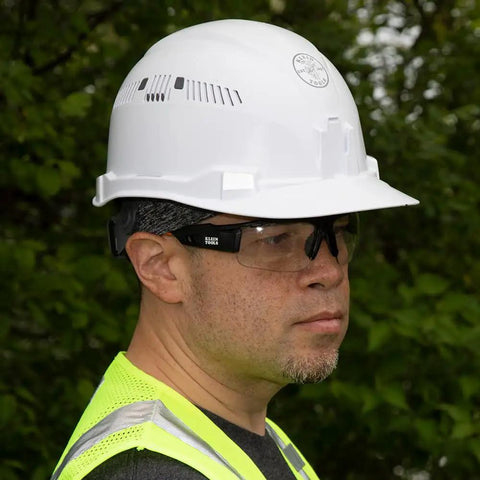 Person wearing Anti Fog Safety Glasses With Semi Frame Scratch Resistant Protective Eyewear For Indoor Outdoor Use Glare Reduction