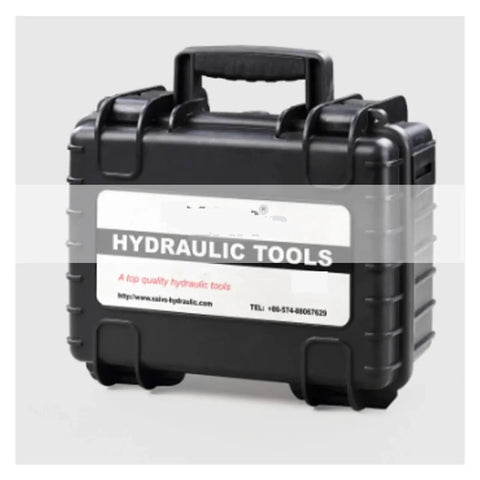 Built Tough Heavy Hitter Hydraulic Torque Wrench 33578 Nm With 2-1/2 Inch Square Drive Aircraft Alloy Frame 360 Swivel Manifold in black carrying case.