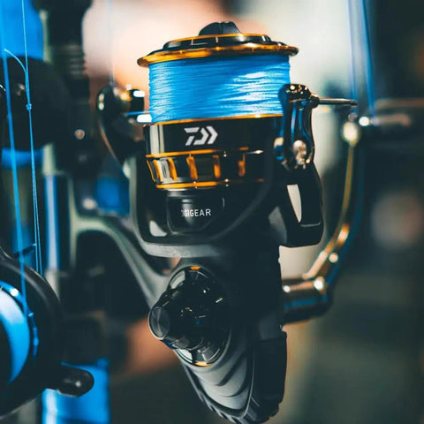 BG2500 Saltwater Spinning Reel Be A Beast On The Water With 5.6 To 1 Gear Ratio, 6 Plus 1 Bearings, 33.2 Inch Retrieve, 13.2 Pound Max Drag