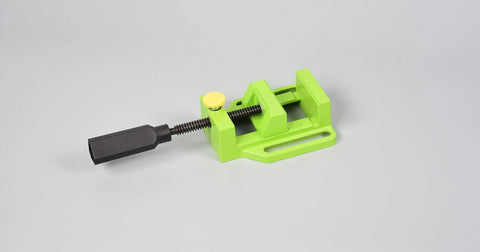 Top Shelf Aluminum Drill Press Vise With 70 Mm Jaw for mini bench clamping, lightweight green finish, ideal for smooth drilling tasks.