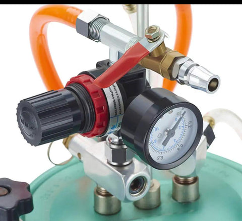 Close-up of pressure gauge and regulator on Pro Grade Heavy Duty 5L Pneumatic Paint Pressure Pot With Upgraded 6 Hole Air Spray Gun.
