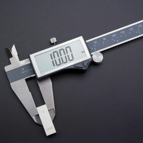 IP54 Digital Caliper 0 To 8 Inches 200 Millimeters Inch Metric Fractions Conversion Stainless Steel With Large LCD Screen