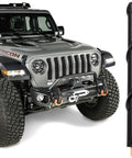 Jeep Wrangler with 7-inch short black antenna, fits 2007-2025 Rubicon, Sahara, Gladiator. Jeep Wrangler Antenna Replacement For JL JK JT Gladiator 2007 Through 2025 7 Inch Short Antenna With Strong Reception Fits Rubicon Sahara Sport Unlimited 4xe Willys Mojave visible.