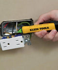 AC Circuit Breaker Kit With GFCI Digital Circuit Breaker Finder Non Contact Voltage Tester Pen Zipper Bag 3 Piece Set in use