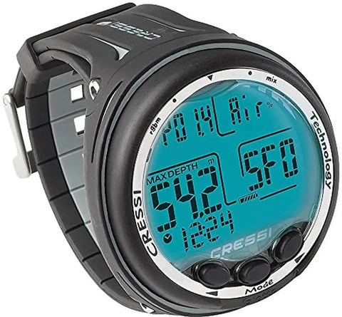 Cressi Giotto Dive Computer with Clear Plastic Screen Protector Installed, Excellent Scratch Resistant Shield, Essential Dive Accessory 1 Pack
