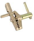 Heavy Duty 600A Brass Welding Ground Clamp With Screw Connection For All Copper Cables Anti Oxidation Heavy Metal Jobs Like Ship Yards, close-up view.
