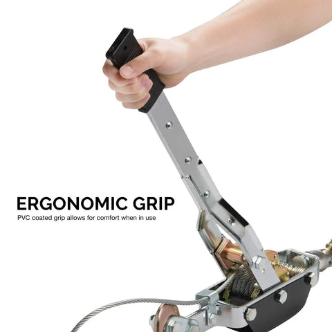 Beefy Five Ton Come Along Winch With Ten Foot Cable Dual Gear Hand Winch Heavy Duty Puller ergonomic PVC grip close-up