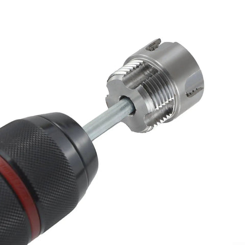 Pro Water Pipe Thread Cutting Tool With Integrated Die For Internal And External Threads Compatible With 20mm 25mm And 30mm Pipes Fast And Reliable For Plumbing Projects Durable All In One, close-up on metal pipe threading head