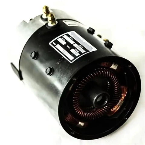 High Performance 48V Xp-2067-s Power Motor 3.7KW Brushed DC Unit Ripping 2500 RPM Speed For Heavy Duty Industrial Grind Jobs No Brakes close-up view showing winding.