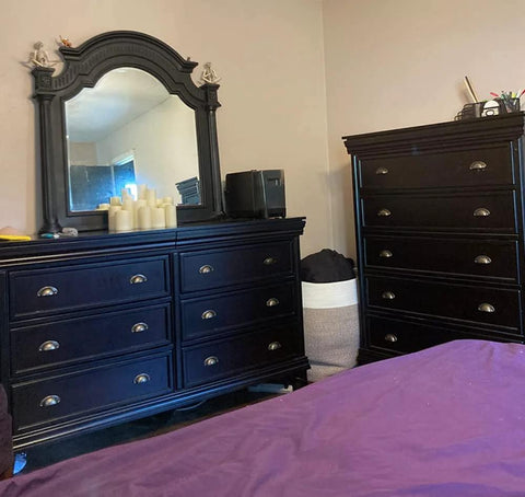 Bedroom with dresser featuring Antique Brass Iron Seashell Drawer Knobs and Pulls Set, 30 Pieces with screws installed.