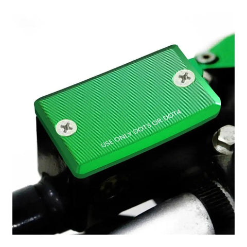 Green front brake fluid reservoir cap for ZX12R ZX-12R 2000-2005, mounted, motorcycle part close-up