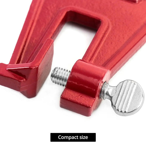 Close-up of red Stump Vise For Chainsaw Sharpening, 2 Pack Filing Vise Set, Adjustable Saw Chain Sharpening Clamp