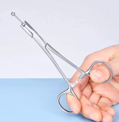 3mm Jaw Piercing Ball Removal Tool Stainless Steel Dermal Anchor Forceps For Dermal Tops Unscrew Or Screw Ball Pliers For Nose Septum Earrings And Lip Ring Easy Removal And Insertion With Minimal Effort, held in hand