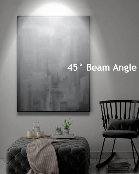 Room with Par16 Led Short Neck Recessed Spotlight Bulb 6W 60W Equivalent Daylight 5000K 600 Lumens E26 lighting a painting