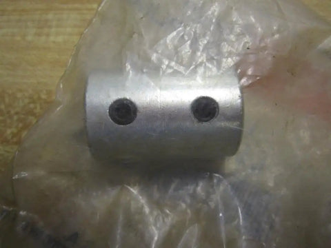 Dead Nuts Tight One Piece Rigid Steel Shaft Coupling With Set Screw Locking, 1/2 inch bore, in plastic wrapping.