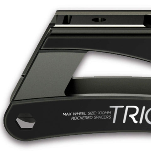 Close-up of the Trio 100 Frame Kit For Inline Skates With UFS Mounting And Rockerable Second Wheel, gray 6061 aluminum frame.