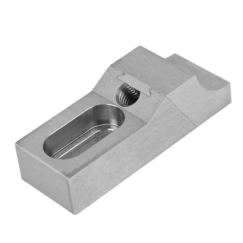 Low Profile Side Clamp Vise Set For CNC Milling, 2Pcs S136H Die Steel Arc Shaped M8 Jaw With 60kN Clamp Force product image close-up