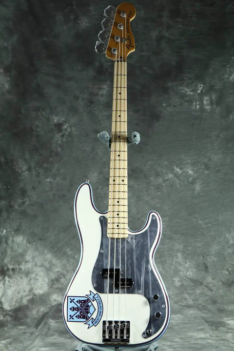Steve Harris Precision Bass In Olympic White With Maple Fingerboard, Signature Style High Mass Bridge For Tight Punchy Tone, Seymour Duncan Split P Pickup For Hum-Free Output, Soccer Logo Graphic And Side Paint, Modern C Neck For Hours Of Comfort, front view