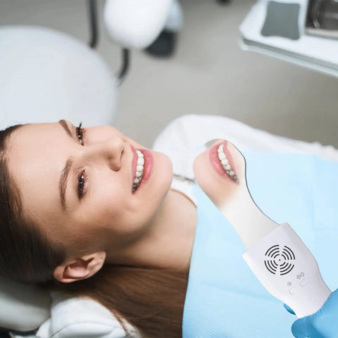 Pro Grade Dental Occlusal Photographic Mirror System With Four Rhodium Intraoral Reflective Mirrors, Anti Fog Fan, LED Lighting Handle, Plated Glass Reflectors, And Comprehensive Oral Inspection Kit, smiling patient