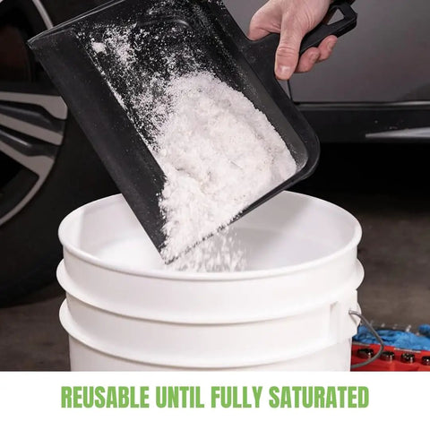 Hand pouring All Liquids Spill Powder That Eats Messes Fast, Ultra Absorbent Spill Cleanup For Vomit Urine Oil And All Liquids into bucket
