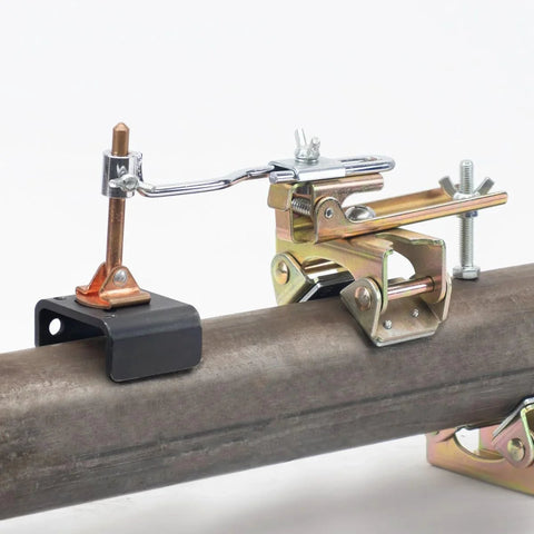 Side view: Deluxe magnetic Grasshopper welding finger on copper spindle with magnetic V-pad base and anti-tip bolt