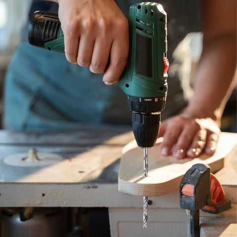 Grip These Five Pcs Long Wood Drill Bits For Some Serious Drilling Action. 150mm HSS bit drilling wood in a hand-held power drill