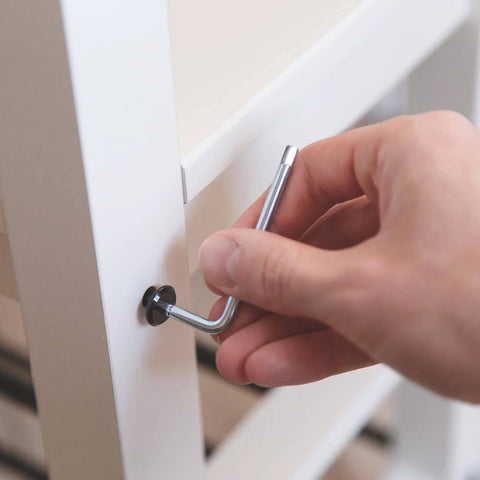 Hand using Allen key to install Hex Socket Self Tapping Screws 1/4 x 3/4 Inches, 410 Stainless Steel Flat Head Self Drilling Screws