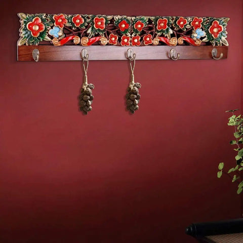 Handcrafted Wooden Wall Mounted Coat Rack Hook Multi Purpose Storage For Entryway Mudroom Bedroom with floral design and hooks.