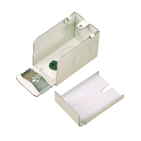 Entrance End Fitting for 2000 Series Metal Raceway to Extend Power Connect 2000 Raceway to One Half Inch Conduit Plugmold Ivory