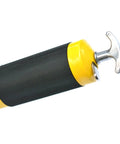 Close-up of handle on Heavy Duty Manual Grease Gun Hand Operated Oiling Tool With 10000 PSI Pump And 10 Inch Flex Hose Industrial Grade