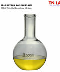 Flat Bottom Boiling Flask Set Four Piece 50Ml 100Ml 250Ml 500Ml Borosilicate Glass Florence Flasks Heavy Wall Thermal Shock Resistant For Lab Use And Chemistry Heating; 500ml flask shown with yellow liquid.