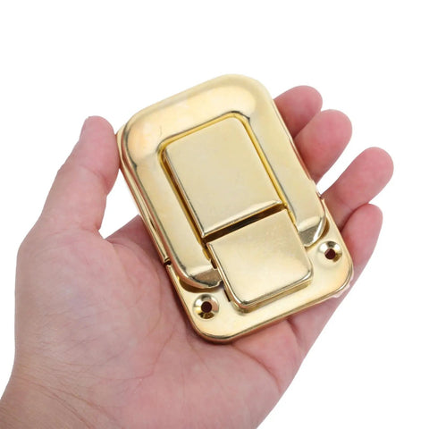 Retro Vintage Toggle Hasp Latches 5 Pcs Antique Rustic Box Buckle Lock Clasp Set For Wooden Trunks Chests in hand view.