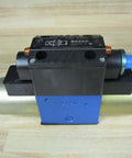 Single hydraulic directional valve 081WV06P1V1004KE024/00E51 PN 9810231478, 3625 psi max, 2 indicator lights, top view