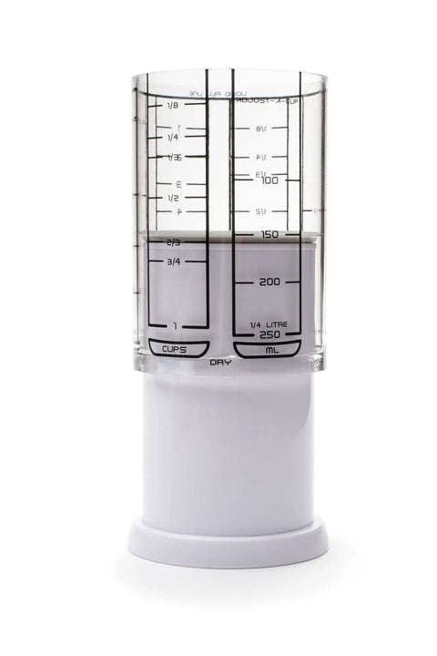 Adjustable 1 Cup Measuring Cup Made From Durable ABS And SAN Plastic With Silicone Seal, Ideal For Metric And Standard Measurements, Super Handy Kitchen Essential For Baking And Cooking Creations.