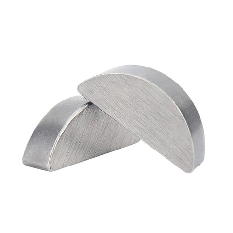 Premium Carbon Steel Woodruff Keys Heavy Duty Machine Parts High Torque Rust Proof Corrosion Resistant Precision Fit Stops Gear Slippage Secures Shaft Hub Connection Zero Play Solid Badass Hardware Tools For Any Project Best Deal. woodruff key close-up