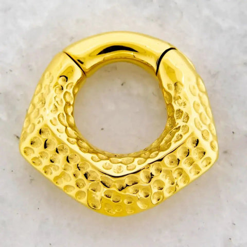 Dope Hammered V Shaped Hinged Clicker Ring For Stretched Piercings 316L Stainless Steel 4mm Thick Gauge 12mm Inner Diameter 6GA Silver Tone Jewelry For Ears And Body Piercings, shown in gold tone