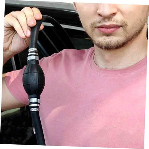 High Flow Gas Siphon Hose No Spill For Quick Liquid Transfer Hand Pump Siphon Durable NBR rubber aluminum body in use