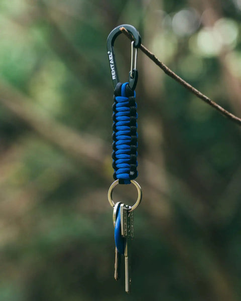 Heavy Duty Carabiner Key Chain Set With Military Braided Paracord And Hook Clip D Ring, 2 Pack In Black Blue for outdoor use
