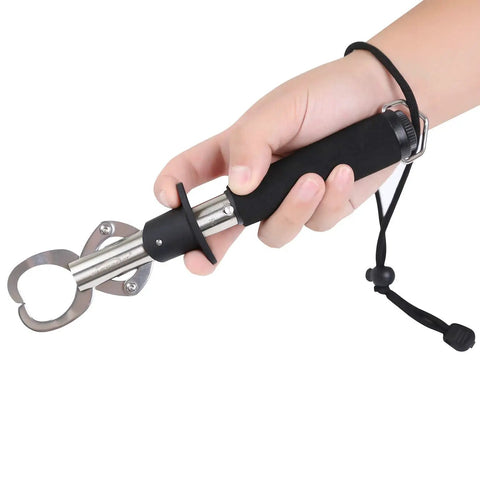 Hand holding Stainless Steel Fish Lip Gripper With Weight Scale Heavy Duty 15 Kg Capacity One Hand Operation Quick Release EVA Handle