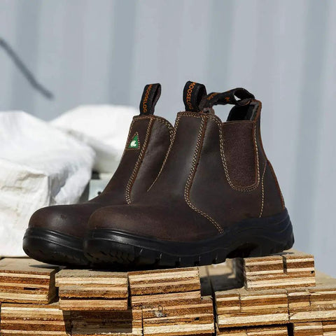 Go-To Women's Steel Toe Work Boots With Puncture Resistance And Electric Shock Protection, brown, X Wide, ASTM F2413-11 approved