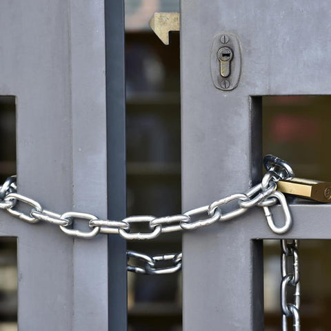 Stainless Steel Chain 2mm Thick, 98.4 Ft Heavy Duty Proof Coil Chain With Hanging Loops used to secure metal gate