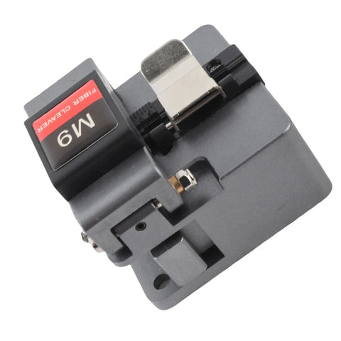 Heavy Duty Optical Fiber Cleaver Machine With Tungsten Steel Blade For High Precision Cable Cutting, small compact design.