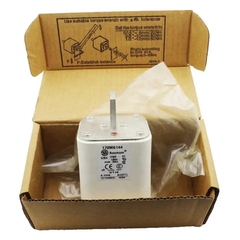 Top Grade UEIHOCNIK Electric Component Fuse Holders With Thermal Box Protection 170M6144 inside packaging showing durable silver design.