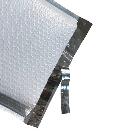 Close-up of self-seal flap on 25 Count Large Poly Bubble Mailers 10.5 Inch By 15 Inch Bubble Lined Cushioned Self Seal Shipping Envelopes