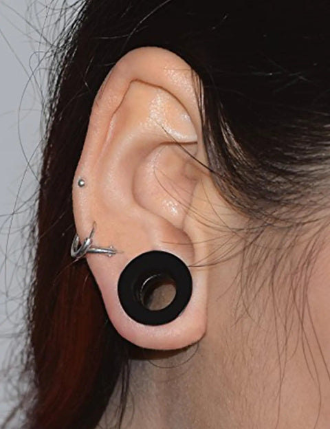 10 Gauge Silicone Ear Gauges Set Ultra Thin Tunnels Plugs For Ear Piercing in 2.5mm black flexible silicone worn in ear