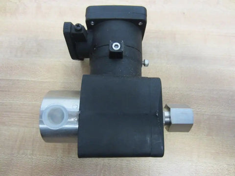 Rugged Pneumatic Solenoid Valve At One Hundred Ten Volts With Three Eighths Inch Ports And Zero Point Seven Mpa Rating Delivering Freakin Smooth Air Control Plus Nuts And Bolts Build Quality That Handles The Hustle Every Time